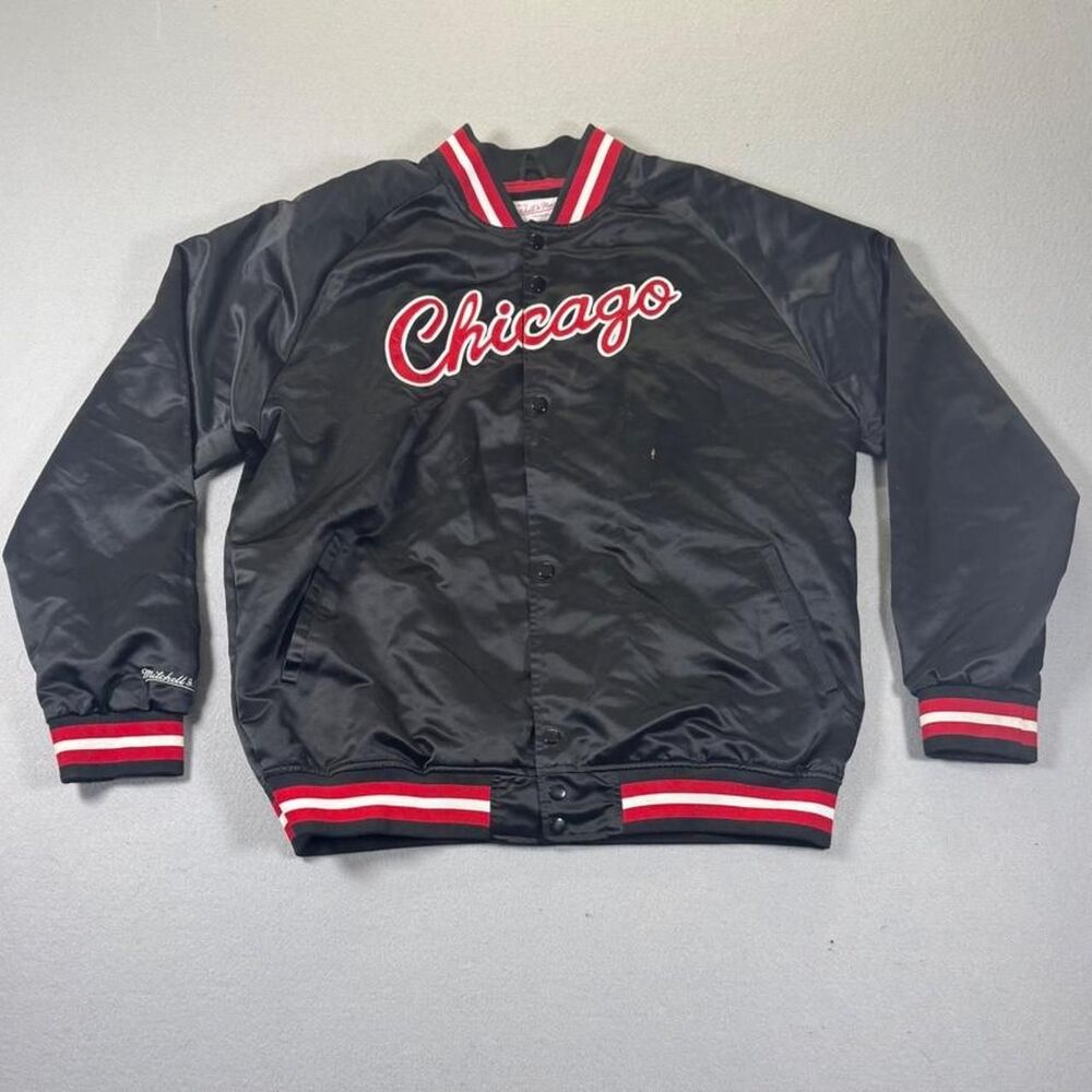 Mitchell-ness Men's Black and Grey Jacket